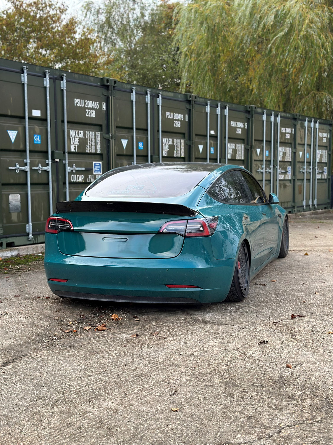 Tesla Model 3 - Spoiler