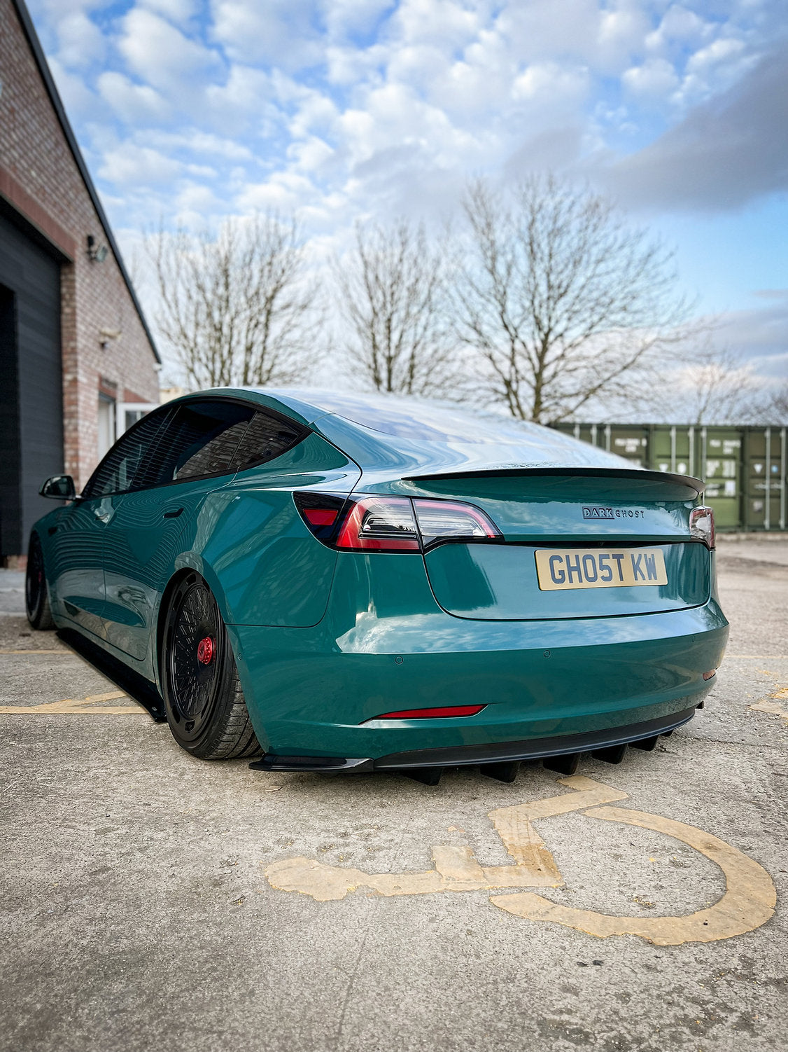 Tesla Model 3 - Side Skirt Splitters