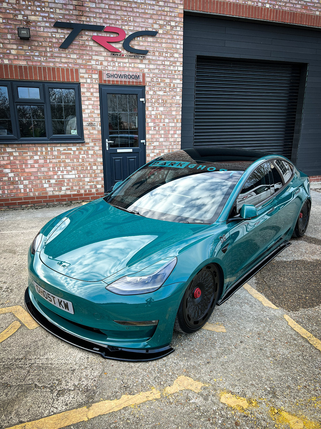 Tesla Model 3 - Side Skirt Splitters