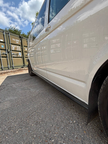 Volkswagen Transporter T6 Non-Sportline Long Wheelbase - Side Skirt Splitters
