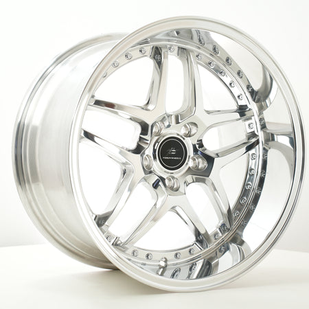 Forum Vice 18x10.5 ET22 5x114.3 FPol