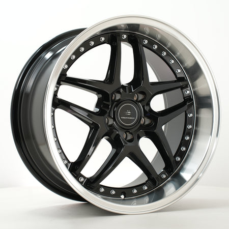 Forum Vice 18x9.5 ET30 5x114.3 RLBlack