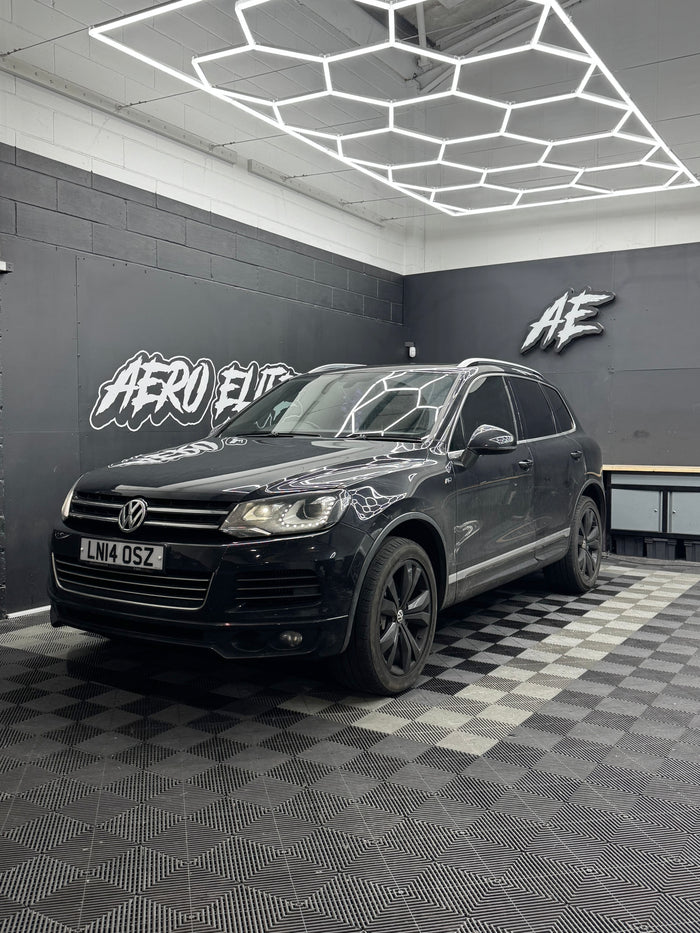 Volkswagen Touareg R-Line front three-quarter view after window tinting
