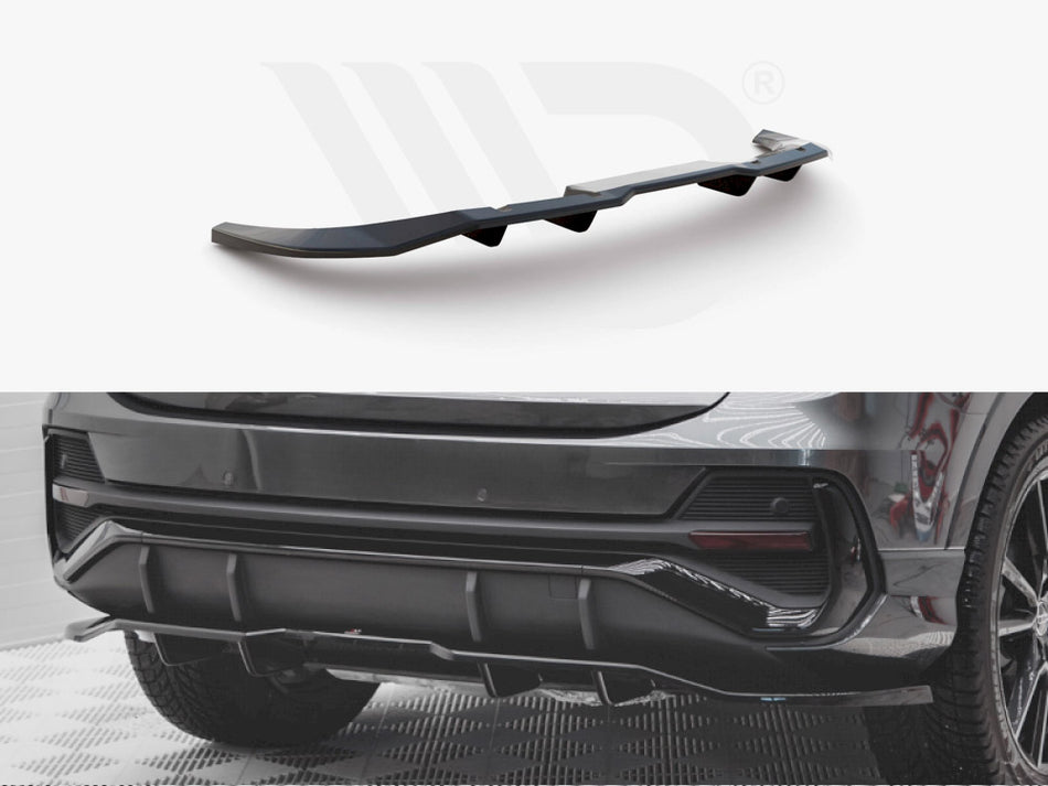 Central Rear Splitter (Vertical Bars) Audi Q3 Sportback S-line (2019-)