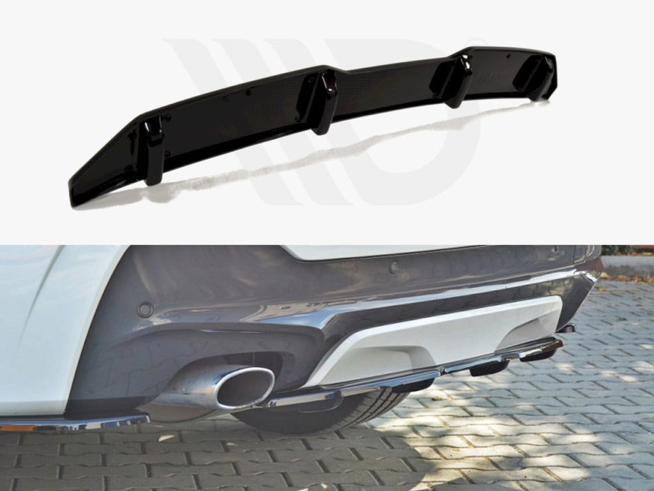 Central Rear Splitter Bmw X4 M-pack (With A Vertical BAR)