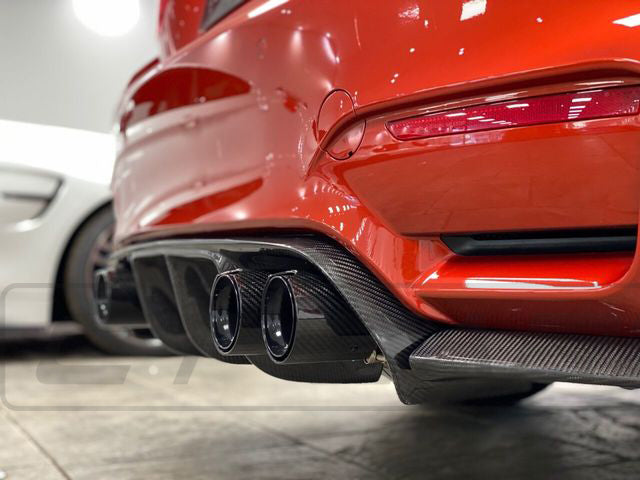 BMW M3/M4 (F80 F82 F83) CARBON FIBRE DIFFUSER - V-STYLE - CT Carbon