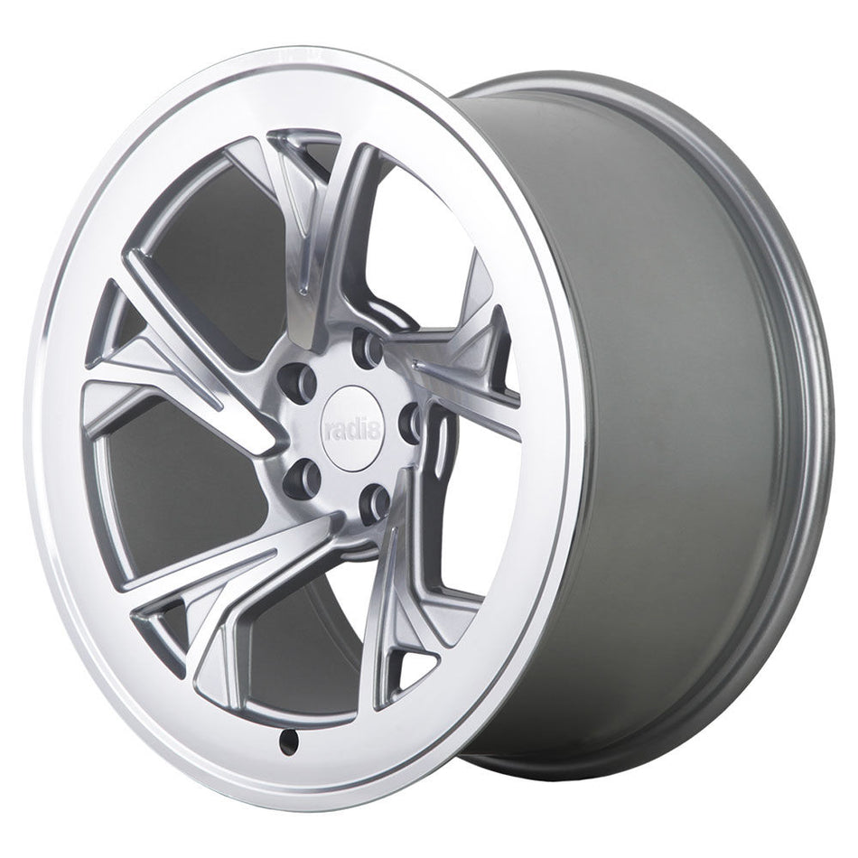 Radi8 r8c5 18x9.5 ET42 5x112 Matt Silver Machined Face